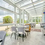 Strandschloesschen Hotel 3*