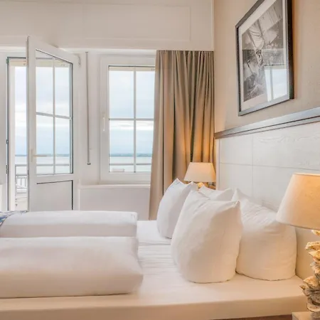 Strandschloesschen Hotel 3*