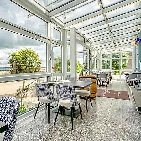 Strandschloesschen Hotel 3*