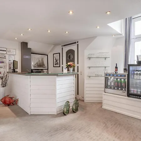 Strandschloesschen 3*