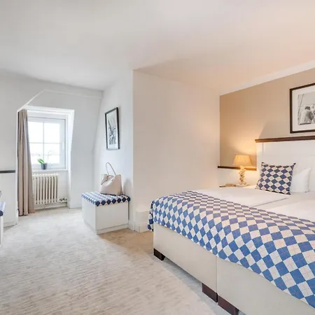 Hotel Strandschloesschen Lubeck