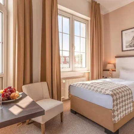 Strandschloesschen Hotel 3*