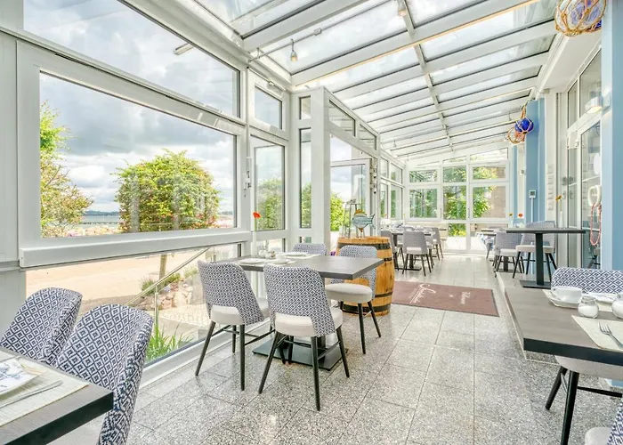 Strandschloesschen Hotel 3*