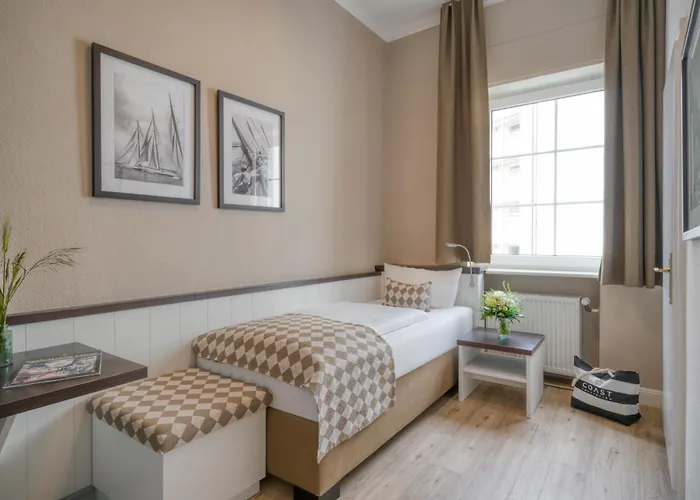 Strandschloesschen Hotel 3*