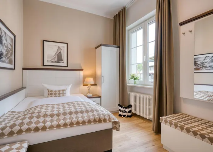 Hotel Strandschloesschen Lubeck